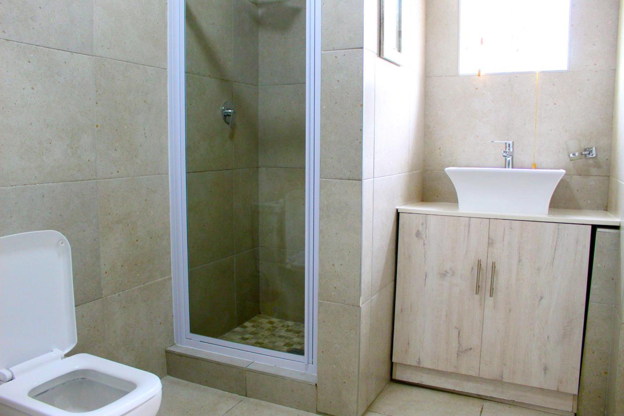 103Onwallace Self Catering Guest House ケープタウン エクステリア 写真